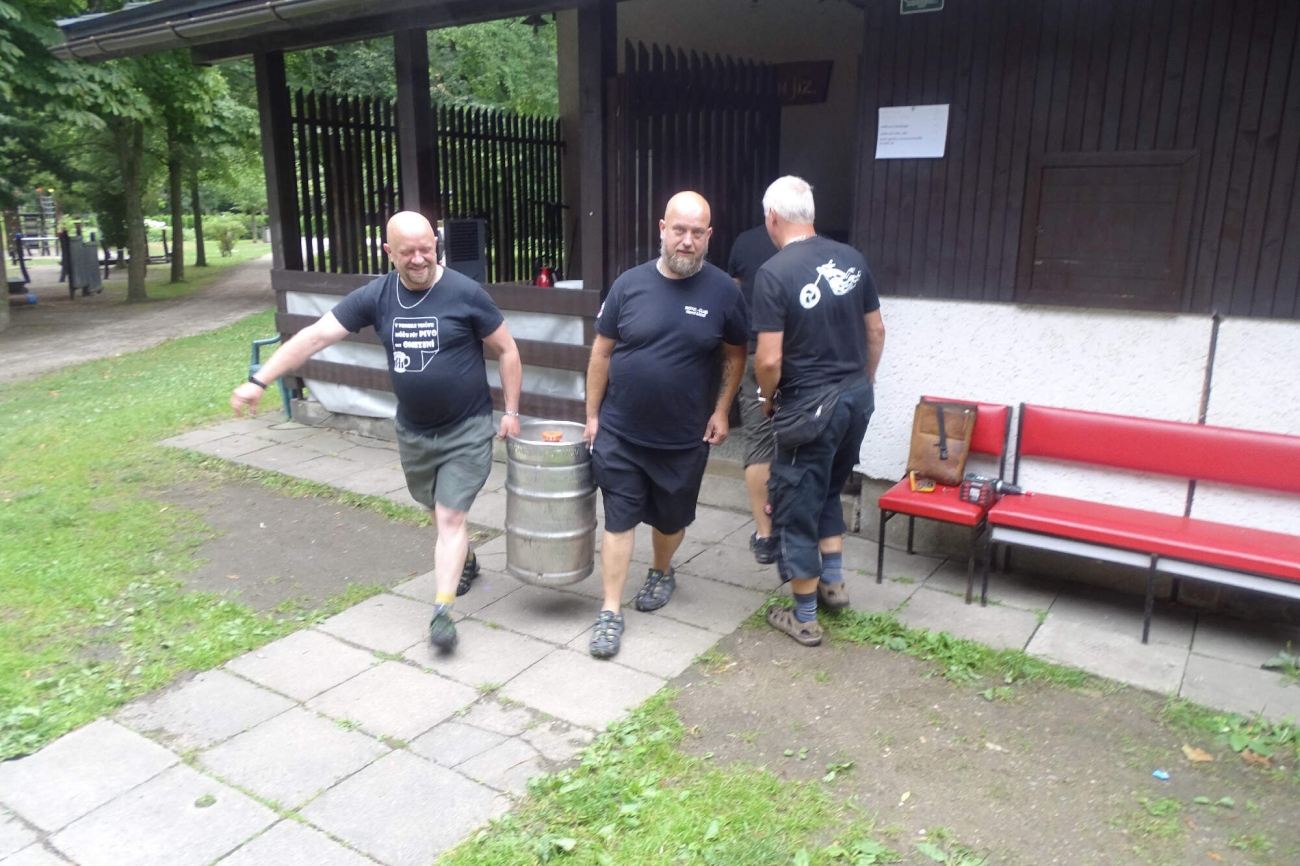 Fotogalerie +  video  MOTOSRAZ 2023